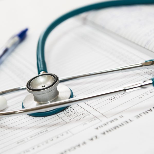 Charla “Mal praxis médica, errores frecuentes en el ejercicio de la Medicina”
